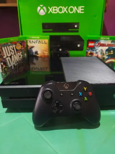 Xbox One Fat completo + Kinect + jogos - Ótimo estado