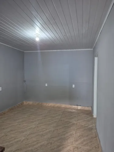 Aluga-se Casa no Recanto das Emas 