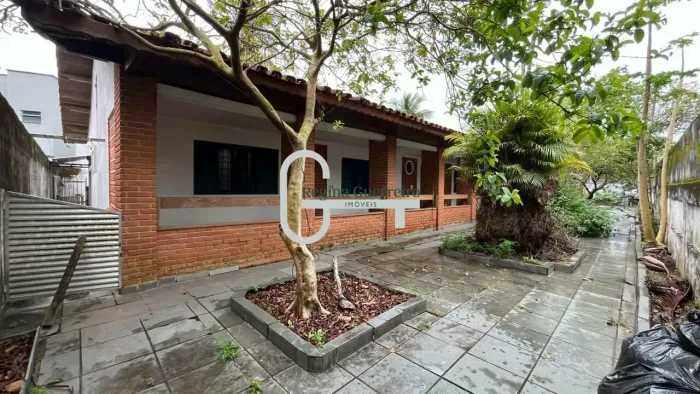 Casa com 5 dormitórios à venda, 461 m² por R$ 750.000,00 - Balneário Stella Maris - Peruíb