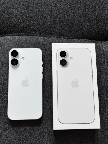 iPhone 17 Branco 256GB - Lindo e Moderno
