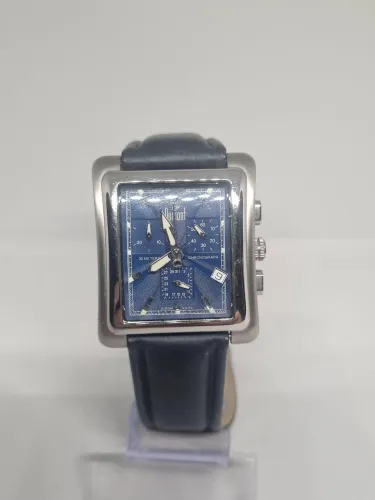 Relógio Dumont swiss quartz.