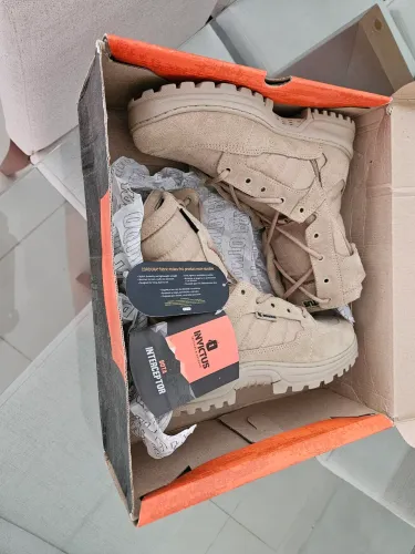 Bota tatica Invictus 