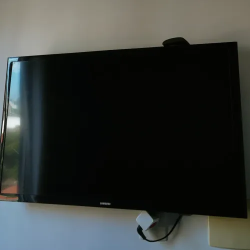 Combo: TV Samsung 32 polegadas + Roku