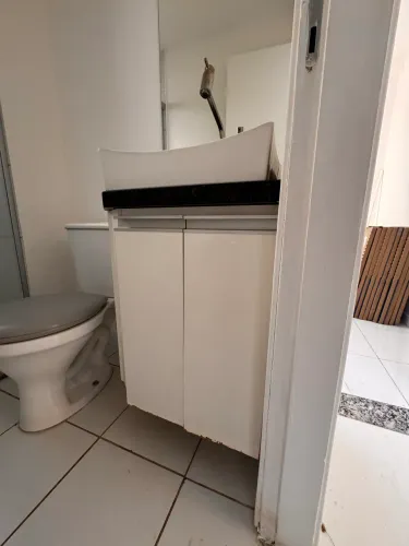 Armário de banheiro 