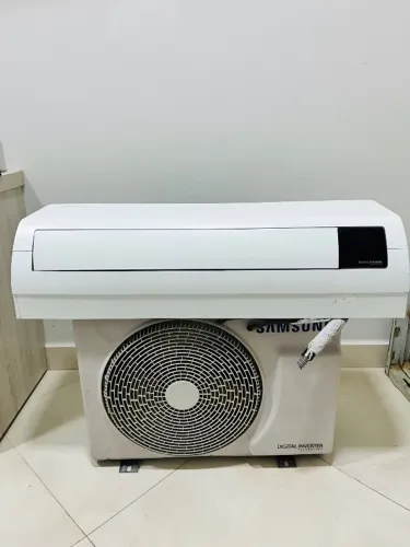 Ar condicionado Samsung, inverter, 12000 btus. Seminovo