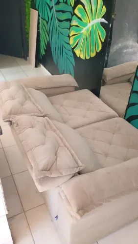 VENDE SE SOFA RETRATIL BEGE !
