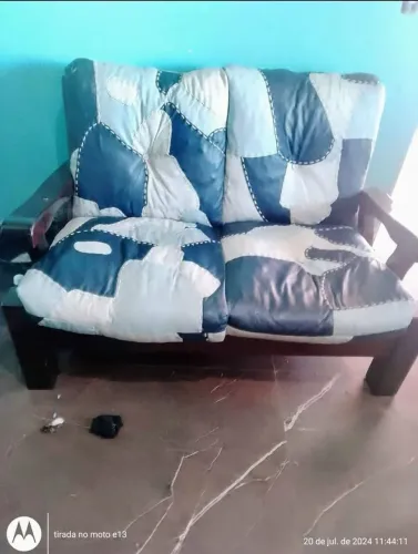 Vende se sofá
