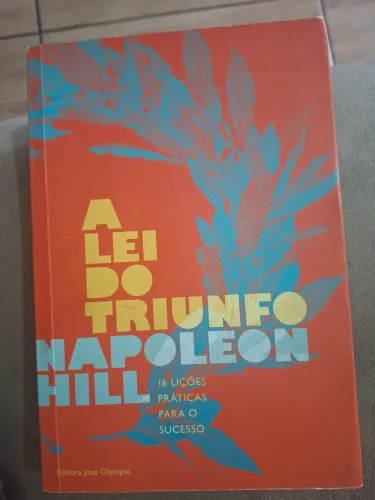 Livro A Lei do Triunfo - Napoleon Hill