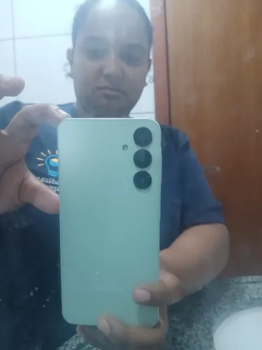 CELULAR A16 único dono.