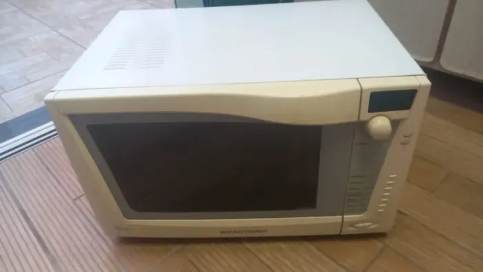 Micro-ondas Brastemp 110 volts não está ligando usado.