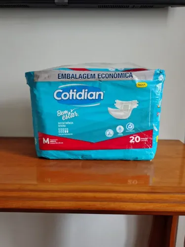Kit 06 Pacotes  de Fraldas Cotidian Tamanho M com 20 unidades cada - R$199,00