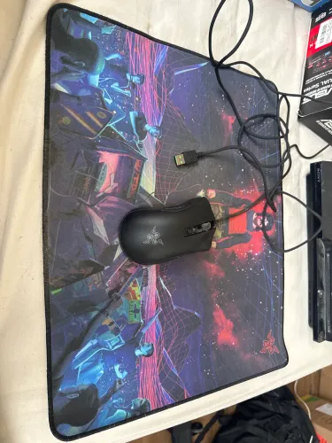 Mouse Razer DeathAdder v2 + Mousepad Goliathus Dr Disrespect Grande 