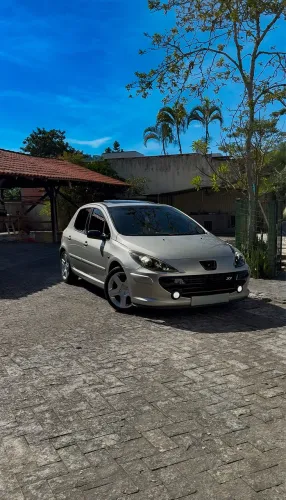 Peugeot 307 Presence 2.0 Flex 16V 5P Aut. 2010
