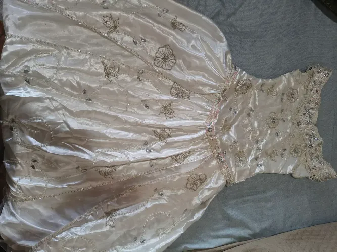VESTIDO DE NOIVA COMPLETO
