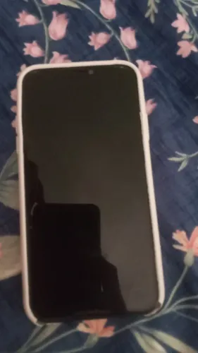 iPhone 11 para vender está em ótimo estado só está com a bateria ruim