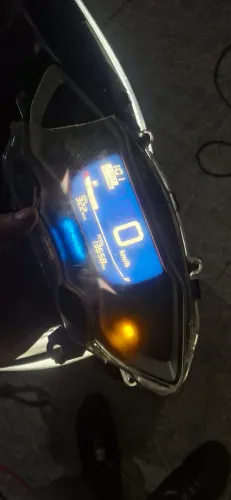Peças pcx 160 2024 moto batida 