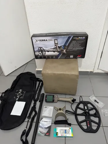 Minelab X-TERRA ELITE Multi-IQ + Scoop/Pá + Kit Completo