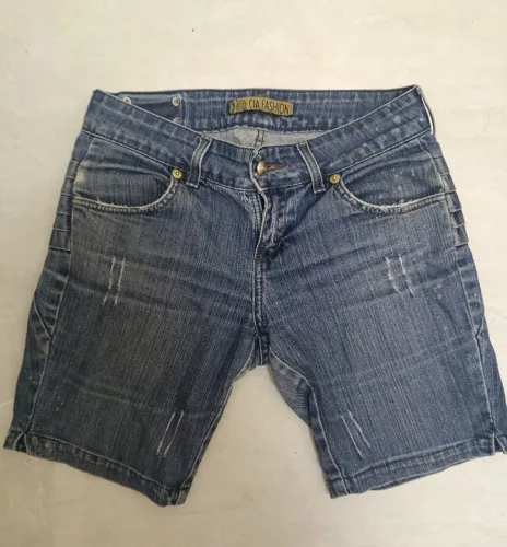 Bermuda jeans