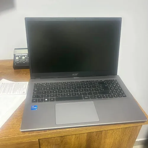 Acer aspire 5 - i5 12450h