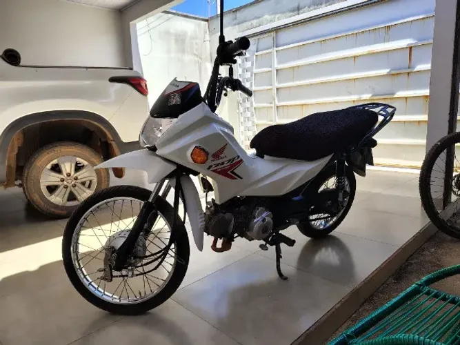 Pop 110i partida elétrica IPVA 26 pago.