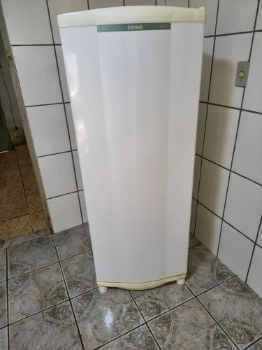 Vendo Geladeira Consul 