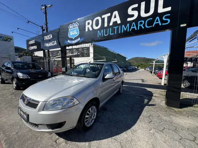 Fiat Siena EL Celeb. 1.0 MPI Fire Flex 8V 4P 2015