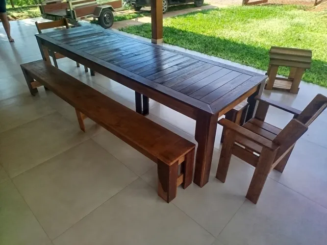 Mesa Rústica 3 m x 90 cm  mais 2 bancos e mais 2 cadeiras estilo RACK 