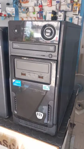 Gabinete Amd 4gb pronto pra usar