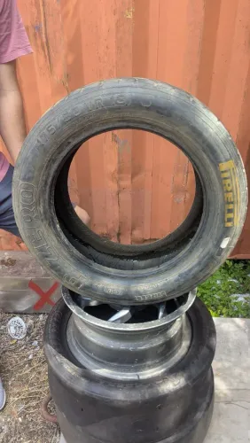 Pirelli PZero Fórmula Ford de chuva 175/50 VR 13 - Pneus de corrida