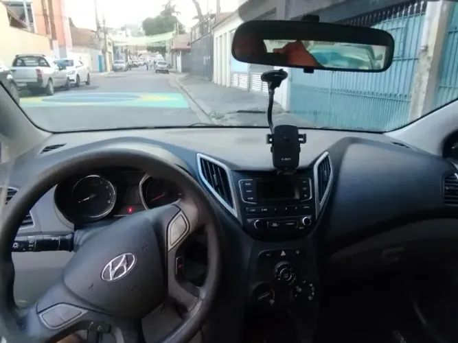 Hyundai HB20S Unique 1.0 Flex 12V Mec. 2019