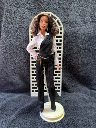 Barbie Grease Cha Cha