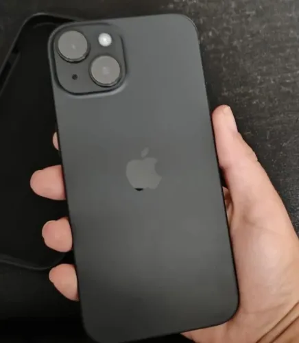 iPhone 15 preto