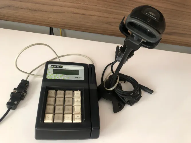 Microterminal Wi-Fi 16T+01 leitor de código de barras 