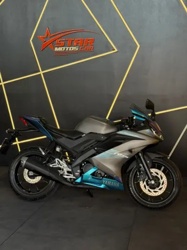 Yamaha R-15 155 cc 2025