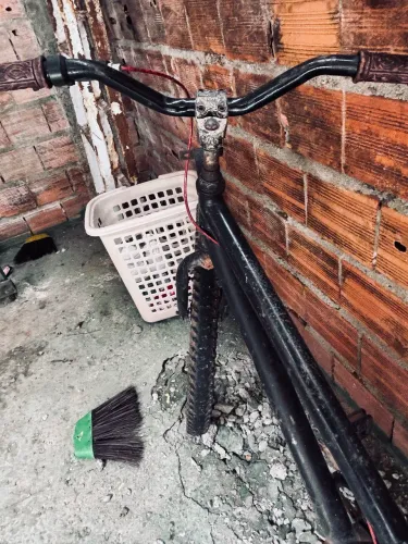 Vendo essa bicicleta por 120 reais