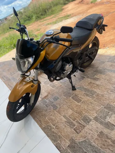 MOTO CB 300 2010