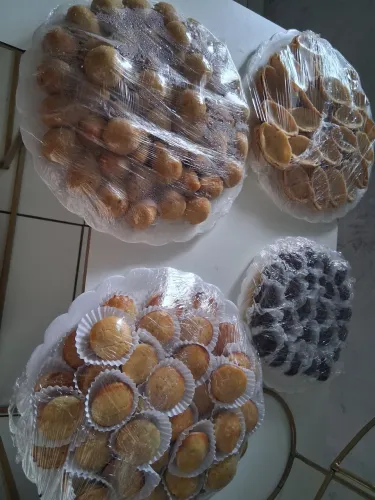 Salgados e doces simples 