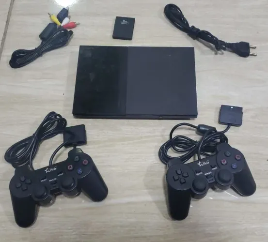 Videogame Play 2 com 123 jogos e 2 controles ( Envio Olx)