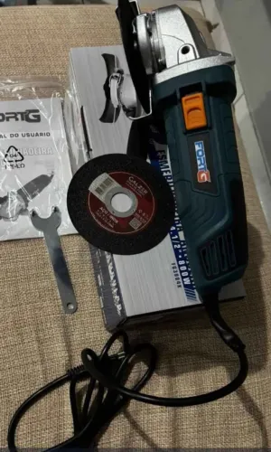 Esmerilhadeira e lixadeira 800w C/ 3 discos 