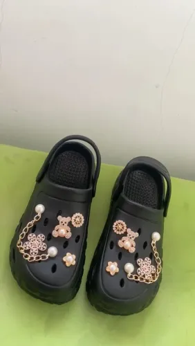 Vendo uma crocs