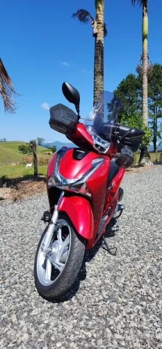 Moto honda automática baixa quilometragem 
