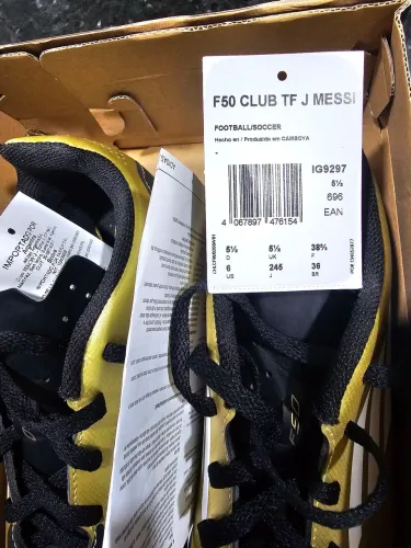 Chuteira Society Adidas F50 Club TF J Messi - Tamanho 36 BR