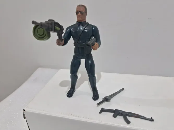 General Warhawk Glaslite anos 80