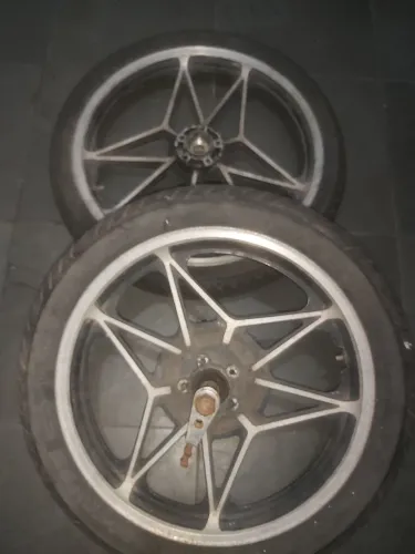 Rodas de moto cb 450 dx