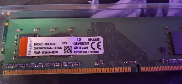 Memória RAM 4GB DDR4