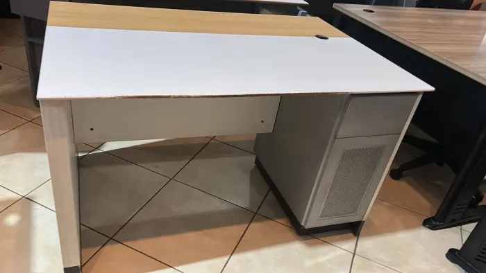Mesa reta
