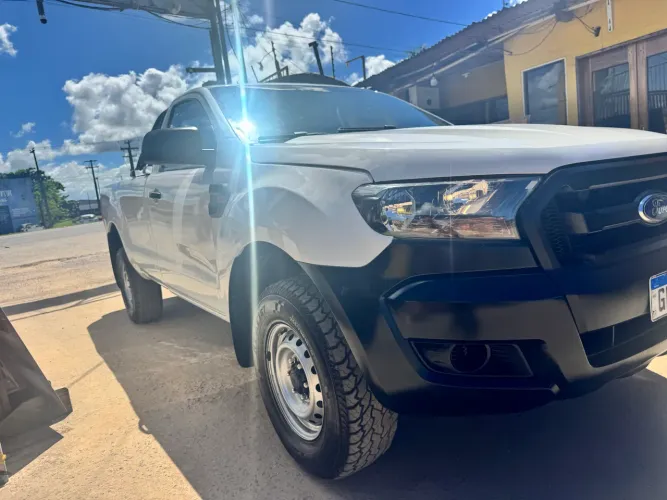 Ford Ranger XL 2.2 4X4 CS Diesel Mec. 2023