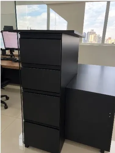 Gaveteiro de Escritório Preto com Gaveta Superior e Armário Lateral