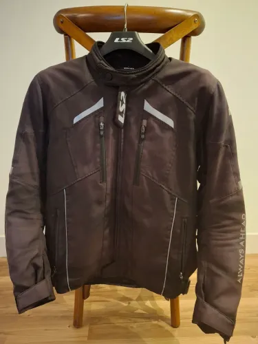 Jaqueta LS2 - Serra Men<br>Jaqueta Ls2 - Serra Men Com Protetor Extra De Co
