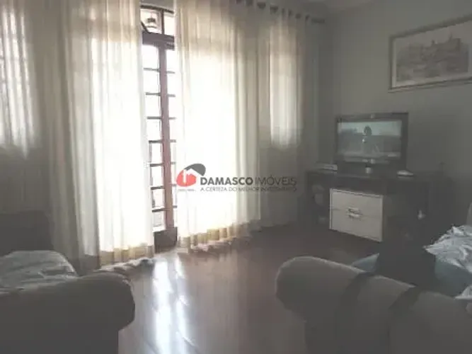 Sobrado em Vila Palmares